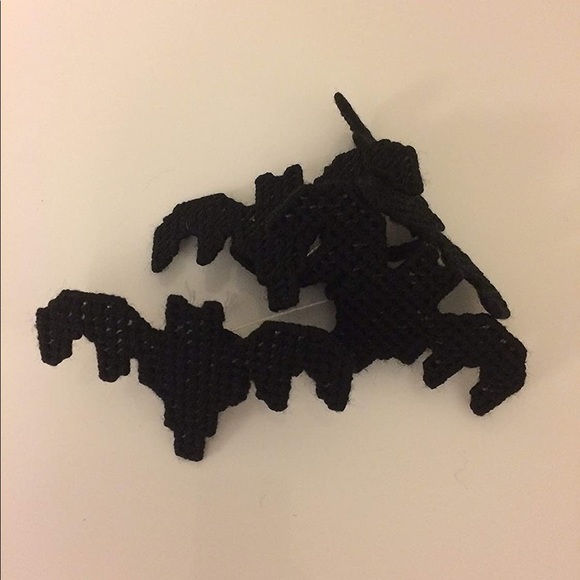 New Bat Napkin Rings Halloween Goth Home and Party Decor Dining Accessories - Picture 1 of 1